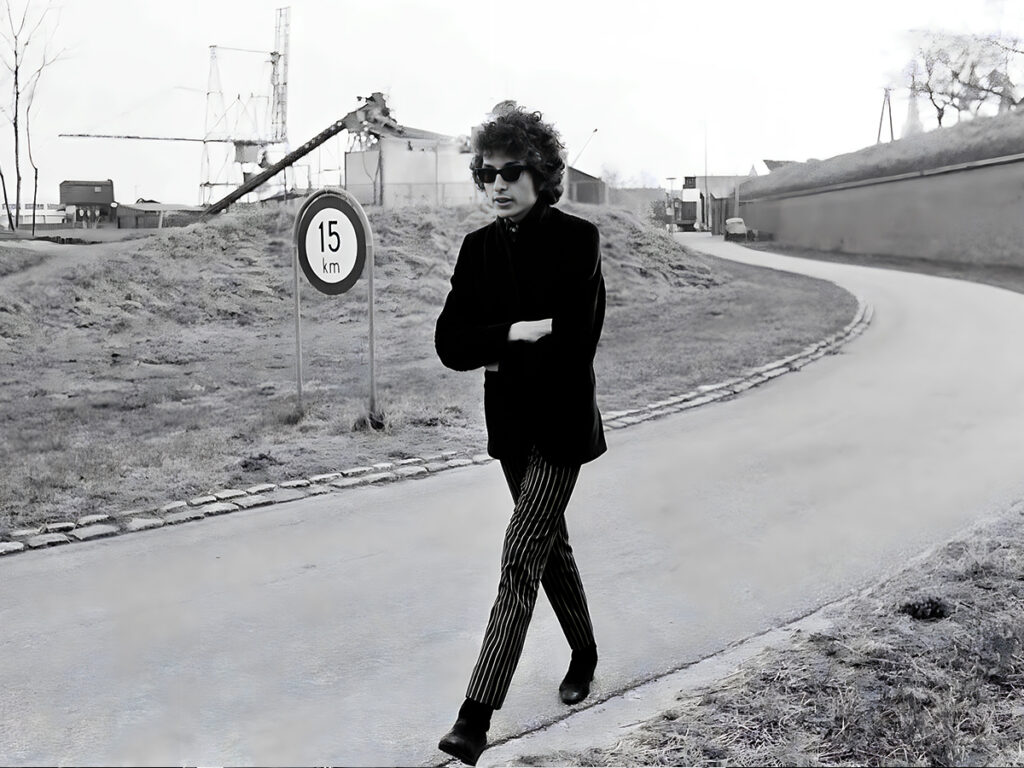 When Bent Rej Captured Bob Dylan’s Iconic 1966 Tour in Denmark 8 Bob Dylan Copenhagen Bent Rej 1966 Far Out Magazine 10 1024x768 1