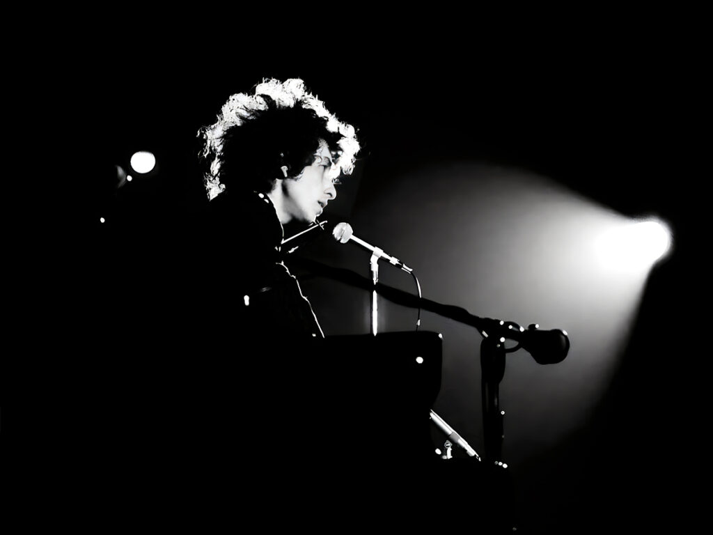 When Bent Rej Captured Bob Dylan’s Iconic 1966 Tour in Denmark 2 Bob Dylan Copenhagen Bent Rej 1966 Far Out Magazine 3 1024x768 1