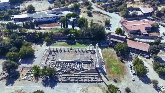 Archaeologists Discover 1,700-Year-Old Underfloor Heating System in Ancient Roman Bath 2 Ancient Roman Bath