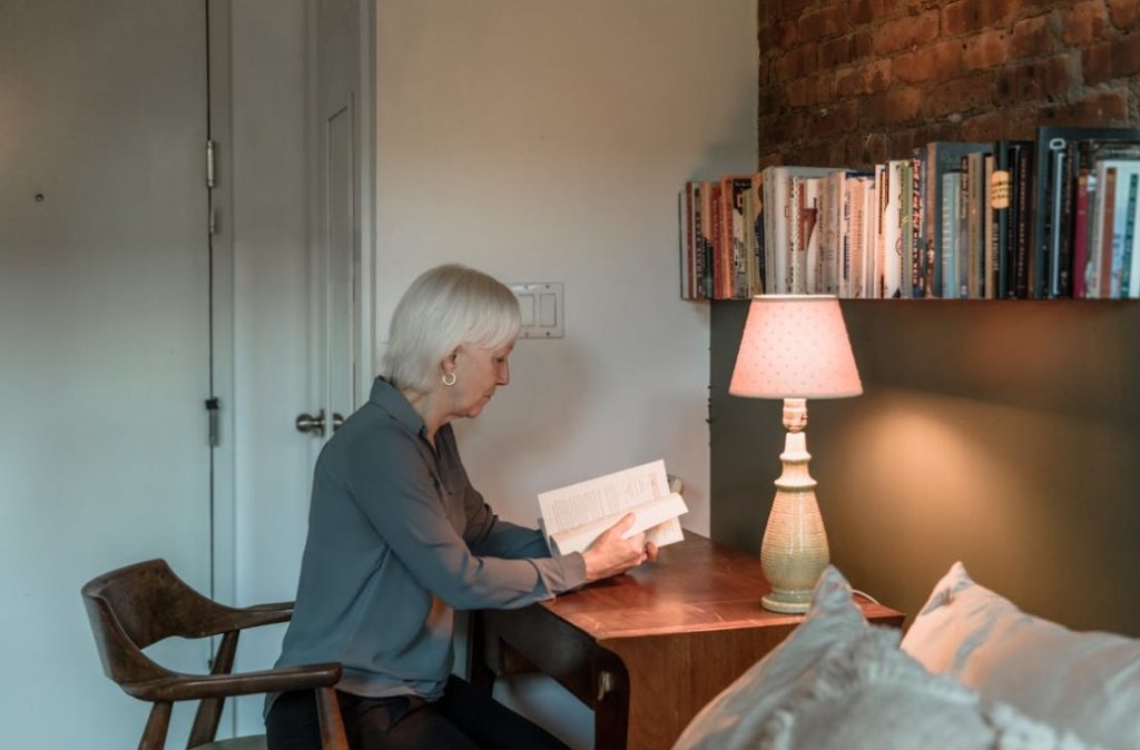 Navigating Dementia Care Finding a Safe & Supportive Retirement Home