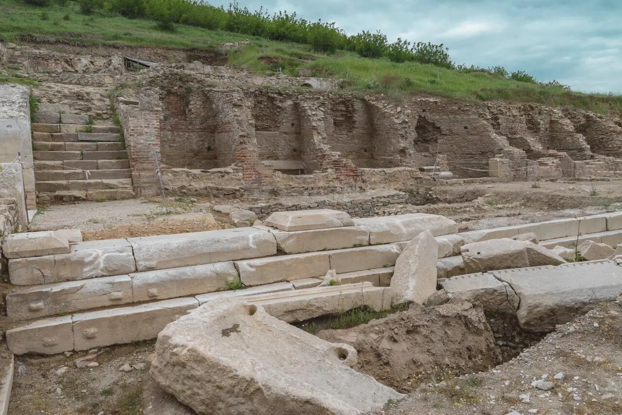 Unearthed Victims of Ancient Earthquake in Bulgaria’s Roman City