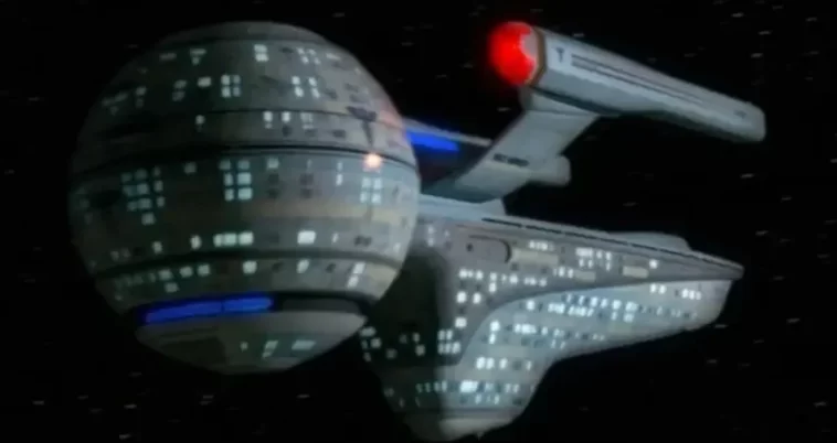 USS Pasteur – A Future Design That Missed the Mark