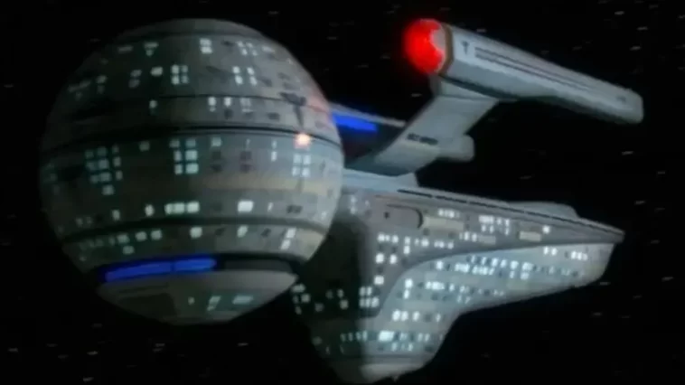 USS Pasteur – A Future Design That Missed the Mark