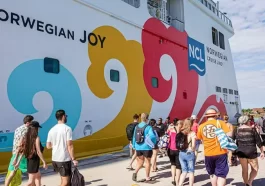 Cruise Passengers React to Norwegian Cruise Line Dress Code