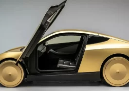 Tesla Cybercab Without Steering Wheel Hits Roads in April